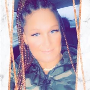 Meet your Posher, Christina